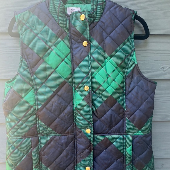 Puffer Plaid Vest - Picture 4 of 12